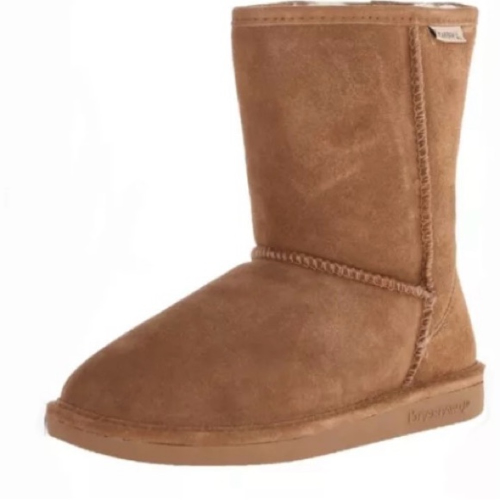 BearPaw Eva short sheepskin women’s boots size  9 hickory color new